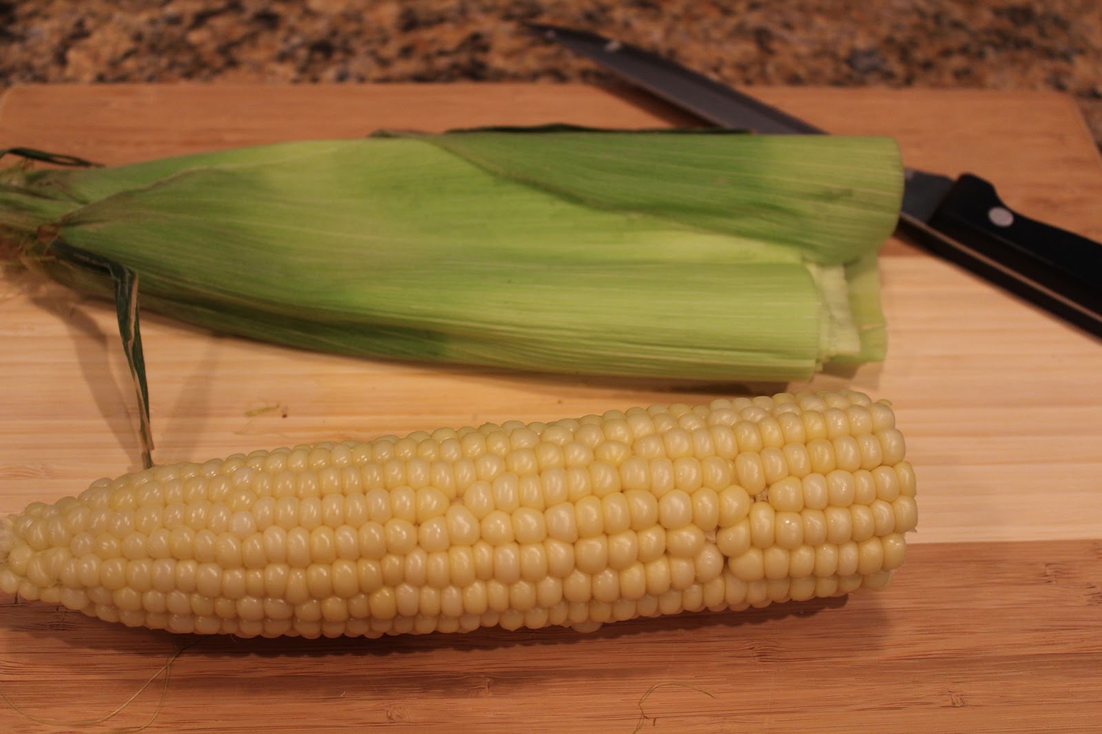 MOMMY ON DEMAND How to shuck corn on the cob